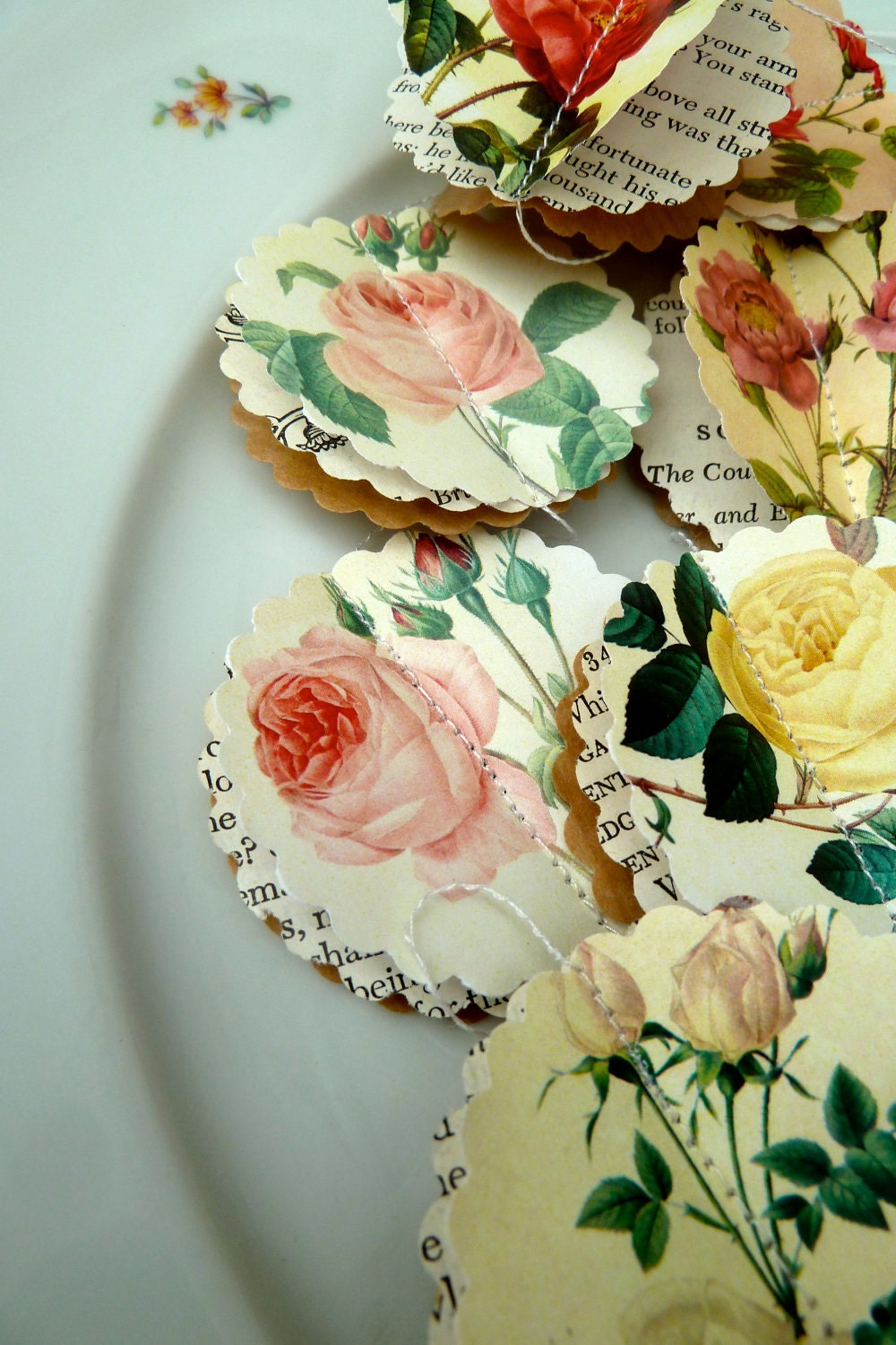 SALE Paper garland, SHAKESPEARE ROSE , for wedding, party, birthday, home decoration