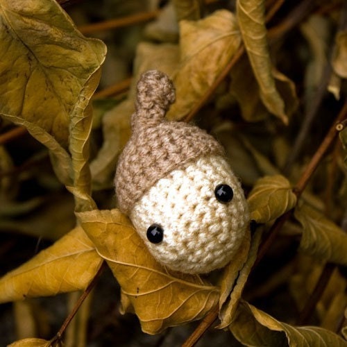 Amigurumi Brown Acorn