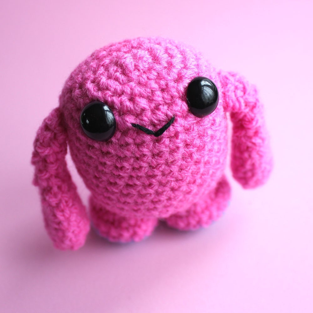 Amigurumi Pink Mini Monster - Rosie