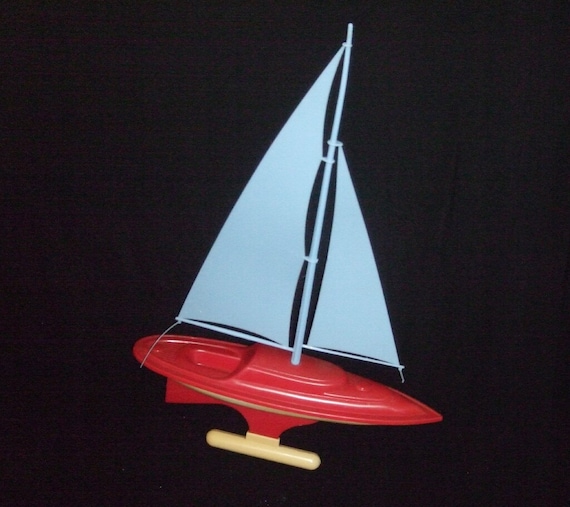 VINTAGE 1950s PLASTIC TOY SAIL BOAT by saltsmansoap on Etsy