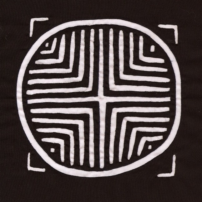Rare, Black and White Traditional Kuna Indian Symbol Mola - Reverse Applique