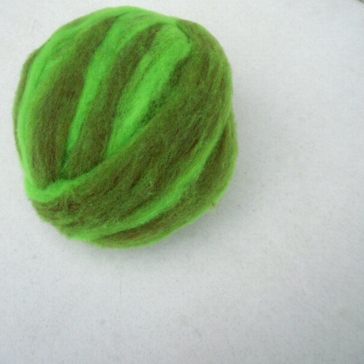 Polypay Wool Roving for Spinning  -- Lime and Coconut -- 4 oz.