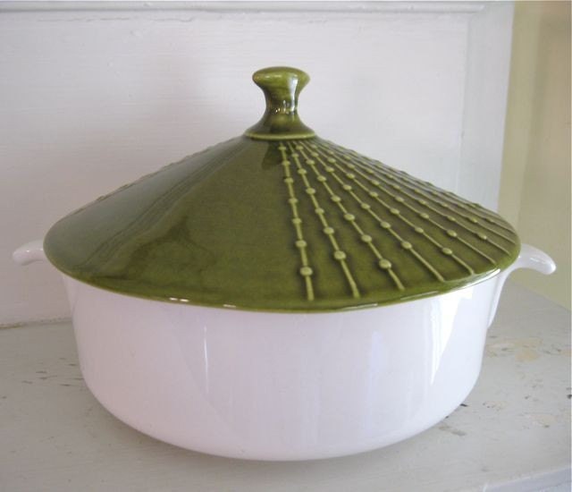 Mid Century Modern - Covered Casserole
