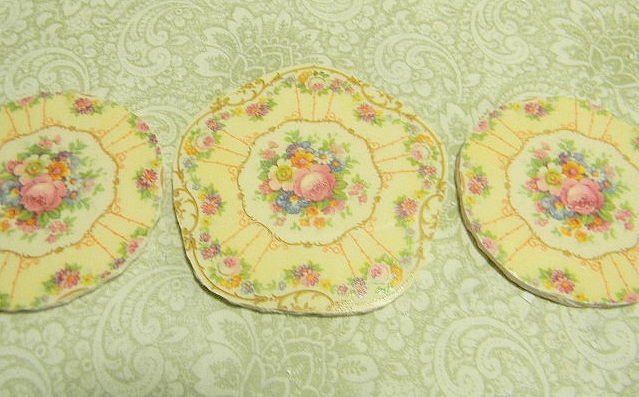 China Mosaic Tiles SHaBBY GoRGeOUS TRiO Broken plates repurposed