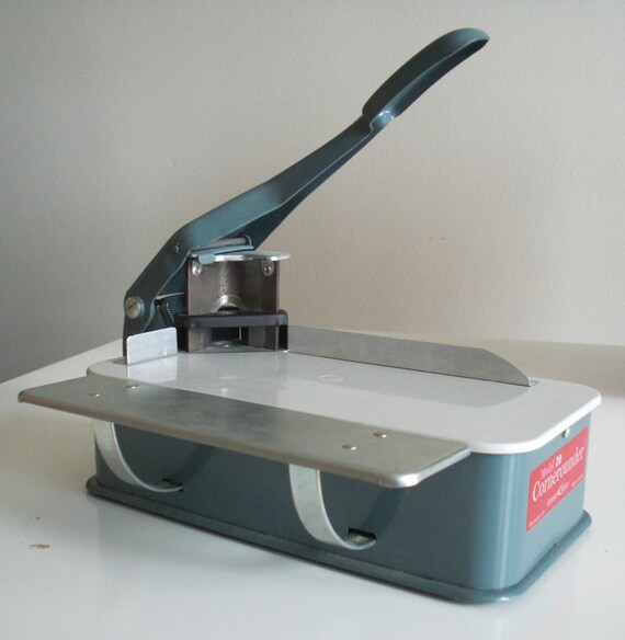 Industrial tabletop corner rounder Lassco Model 20 with 3/8 in. radius blade