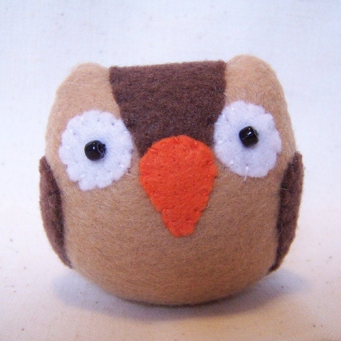 OWL PINCUSHION