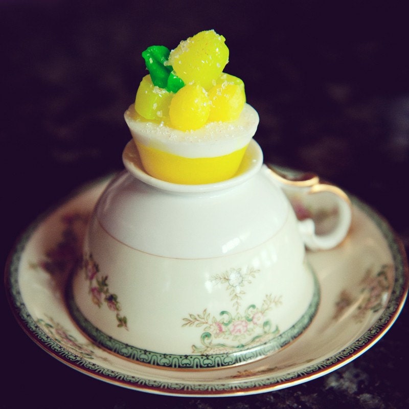 Luscious Lemon Lolli Soap Tart ... adorable party, wedding and shower favors.