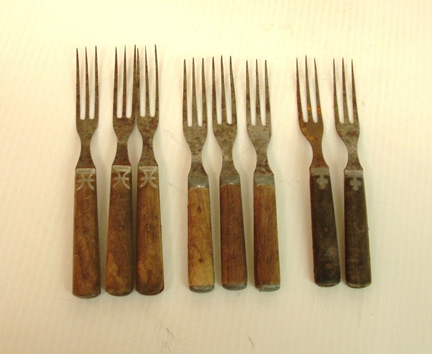 8 Wood handled forks 3 tine vintage likely 19th by wonderfulstore