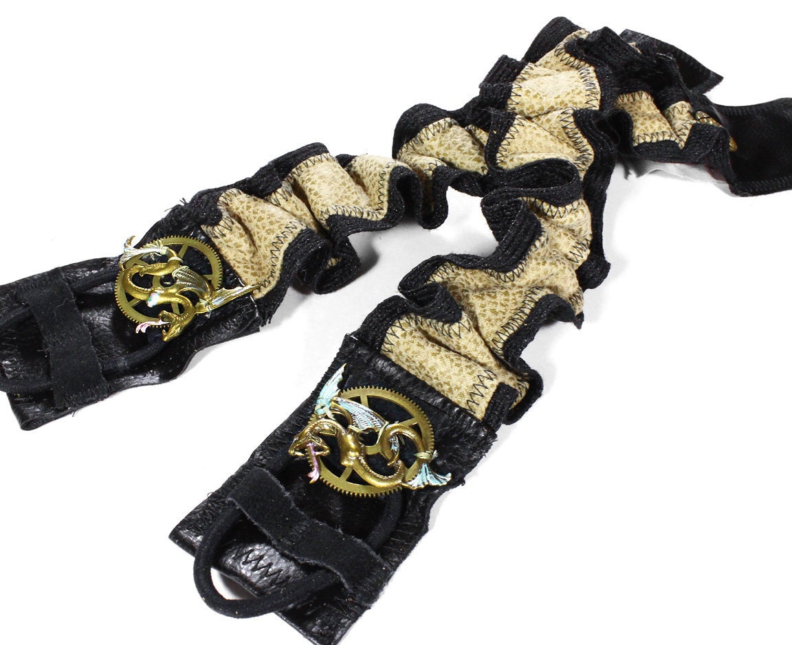 Steampunk Shirt Garters Sleeve Garter Band Black by edmdesigns