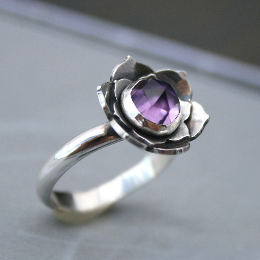 Lotus Amethyst Ring, Sterling Silver Cocktail Ring, Statement Ring, Solitaire, Faceted Rose Cut Gemstone, Purple Jewel, Lotus Flower