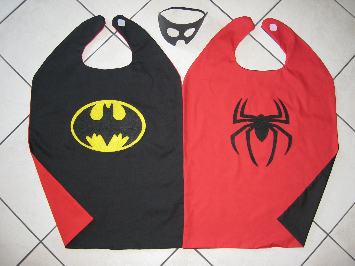 Reversible Batman Spiderman Halloween Costume Cape Boys Mask