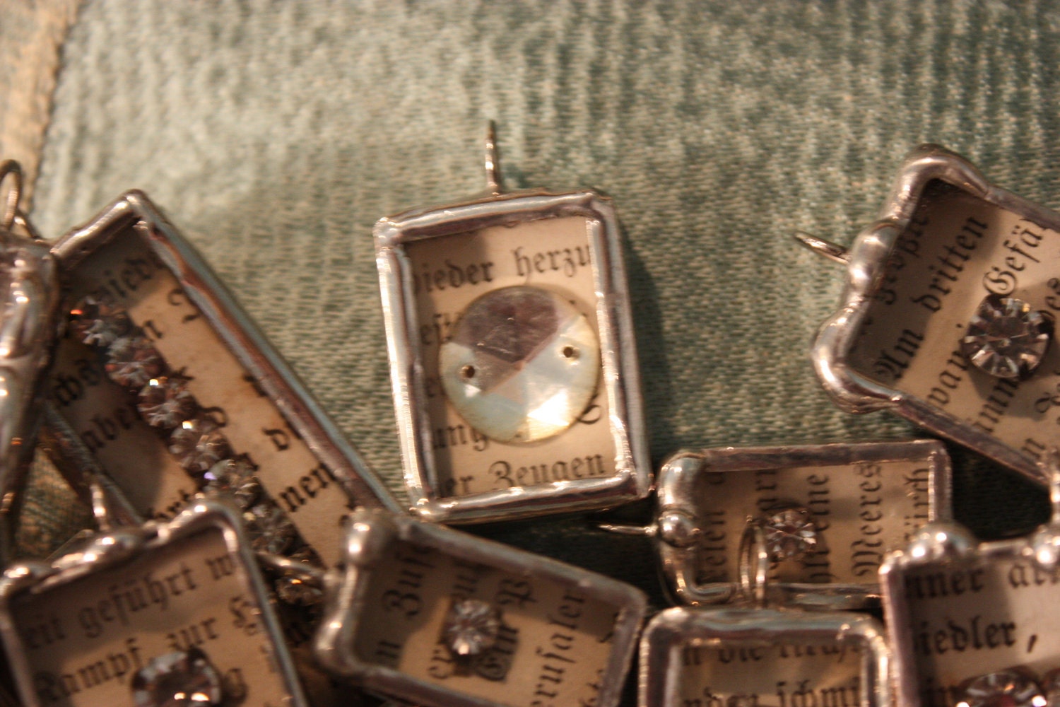 Online  tutorial class Soldering charms & CROWNS   boxs and more workshop e-course