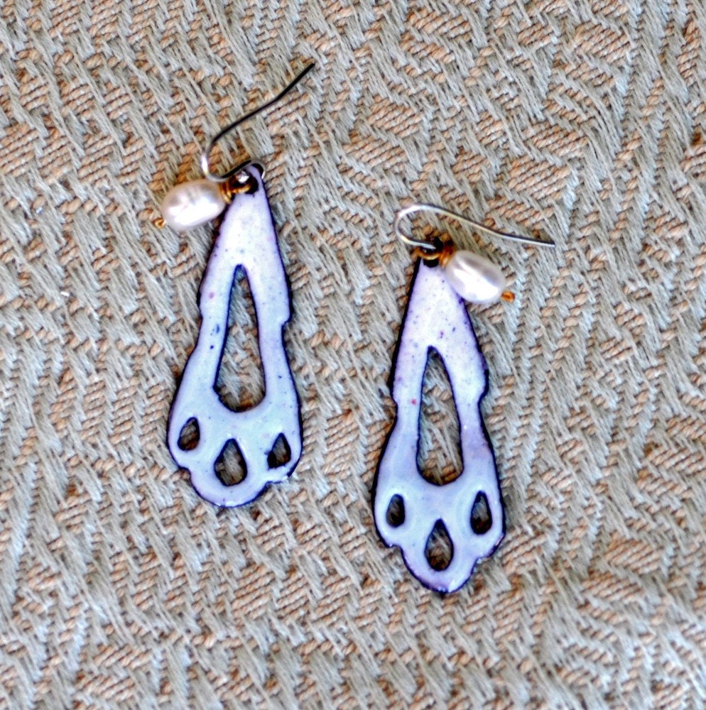 READY TO SHIP - Gossamer Lace - Enamel and Pearl Statement Earrings