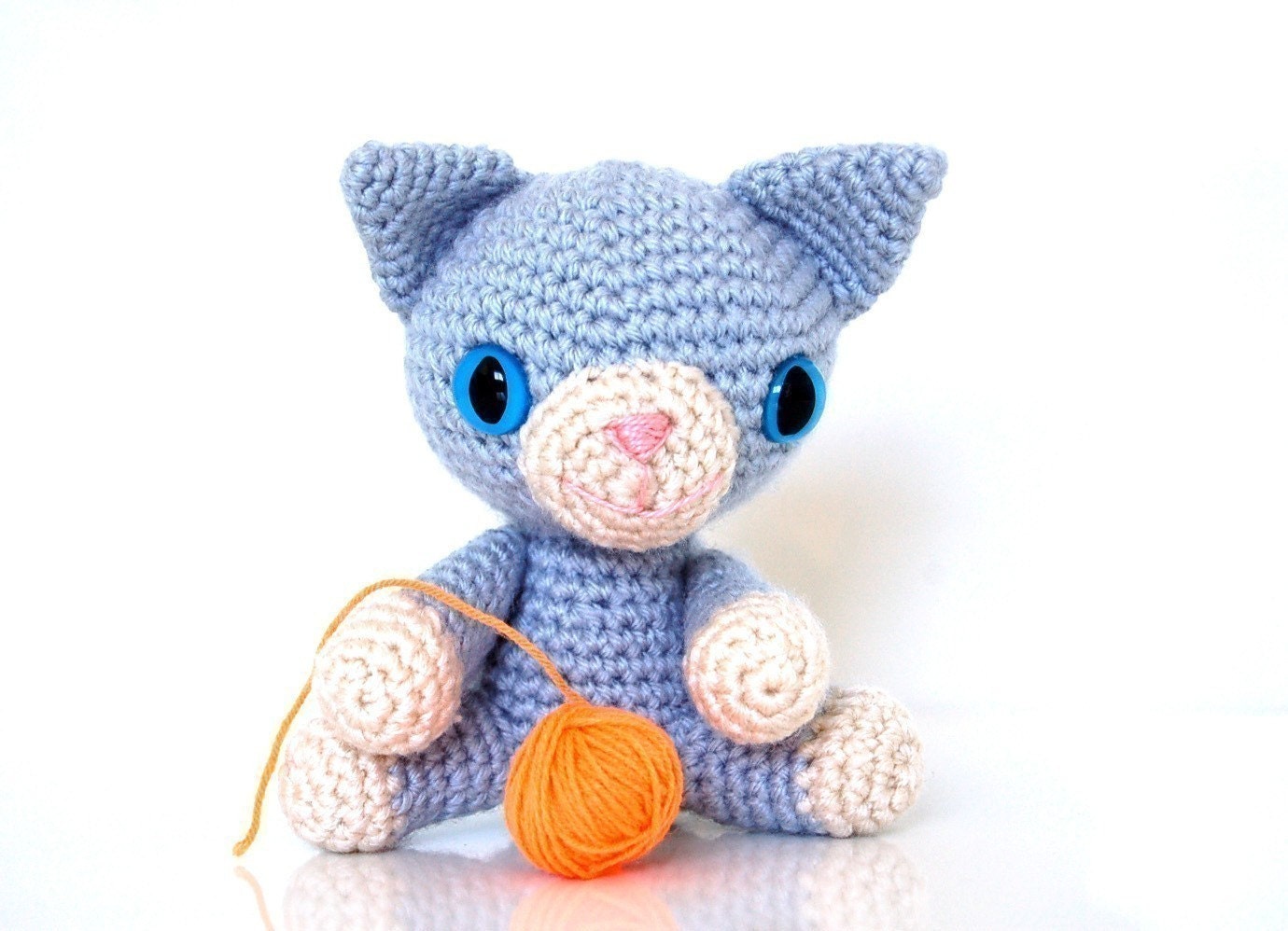 Crochet Pattern-Playful Kitty with Yarn