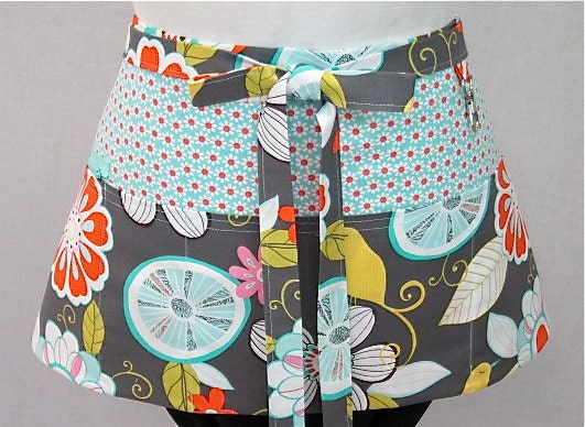 Tweet Birdy Tweet Zipper/Key Clasp Vendor Apron