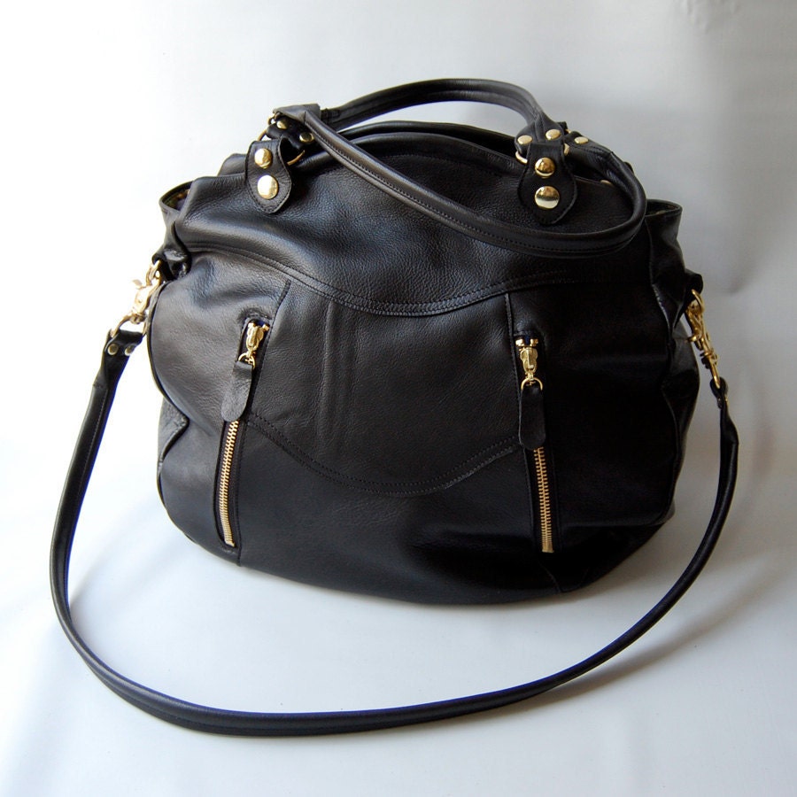 Larch bag in black