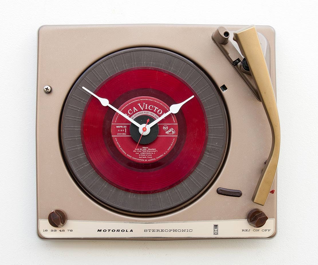 Recycled record player clock