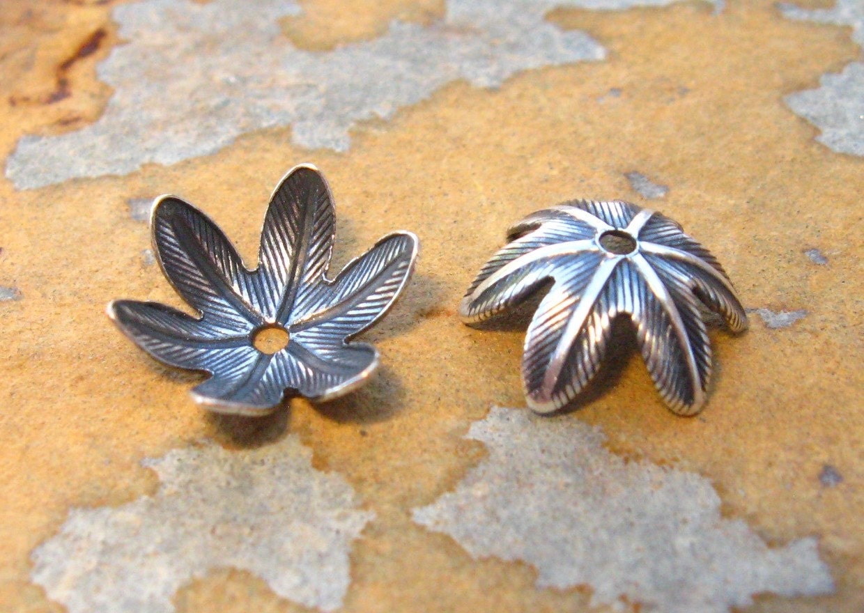 4 Antique Silver 10mm Petal Bead Caps -  Trinity Brass Co.