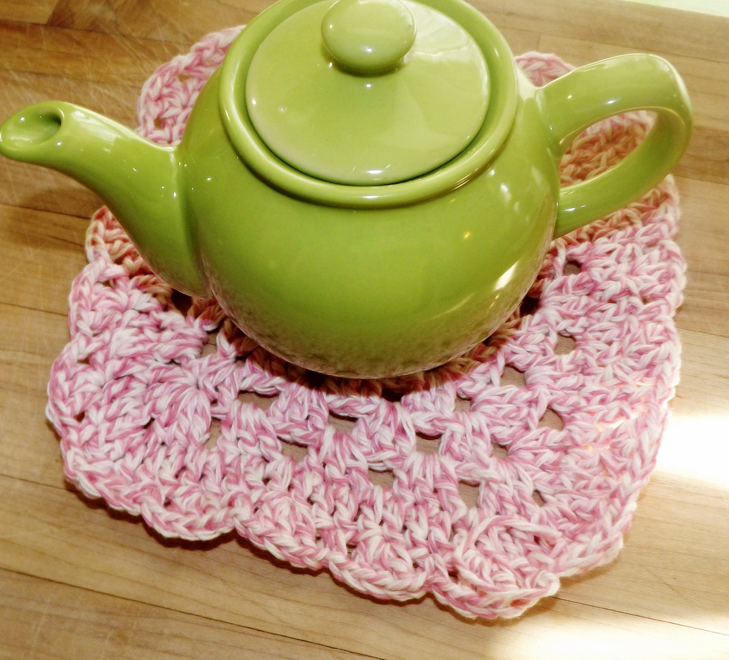 Chic Granny dish cloth, pink and white twist
