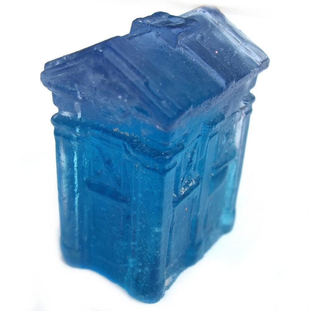 Miniature Edinburgh Police Box in Glass Crystal