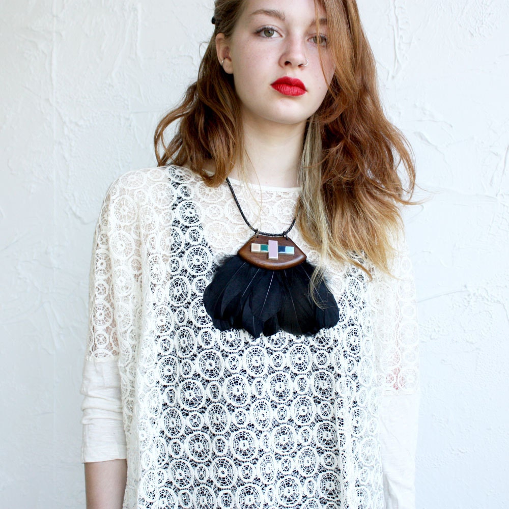 Box T - Cream Modern Circles Lace, Natural Cream Viscose Jersey sleeves - One Size