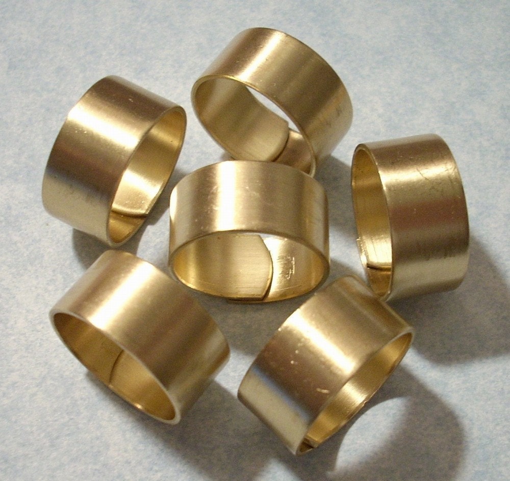 6 Smooth Band Wide Brass Rings
