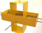 Plus Birdfeeder in Sun Yellow and Strawflower Yellow