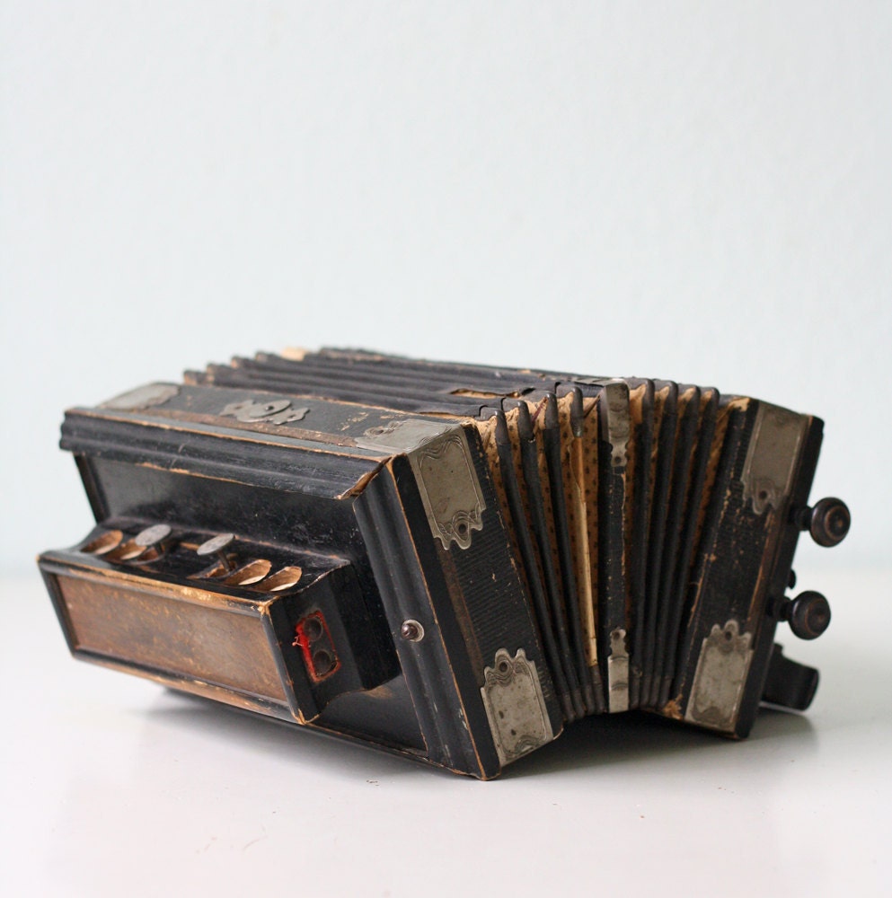 Antique Accordion by Piccolo Organ