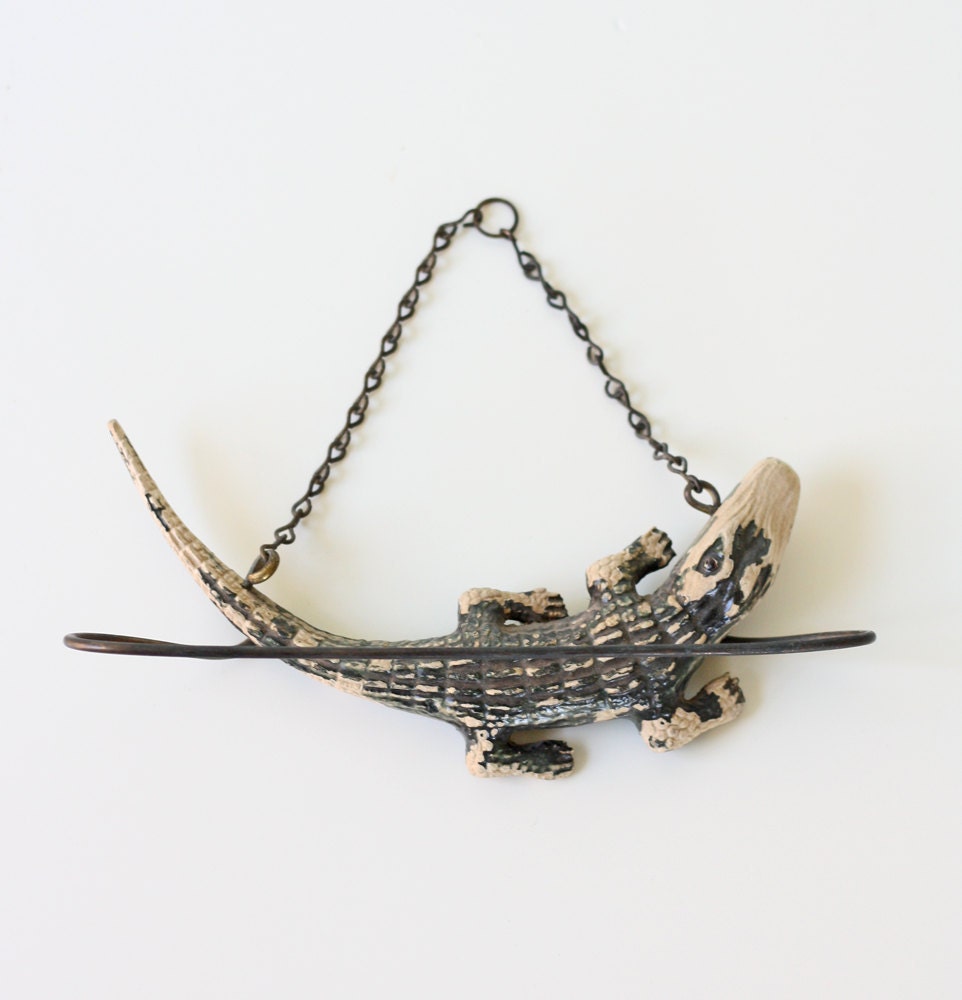 Vintage Alligator Tie Rack