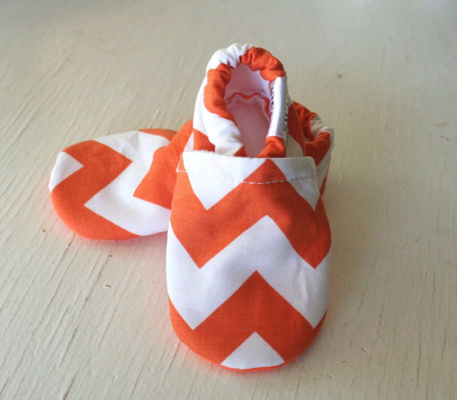 CHEVRON Baby Shoes Booties zigzag boy girl  toddler infant newborn slippers  aqua green grey brown black red pink navy orange yellow SWAG