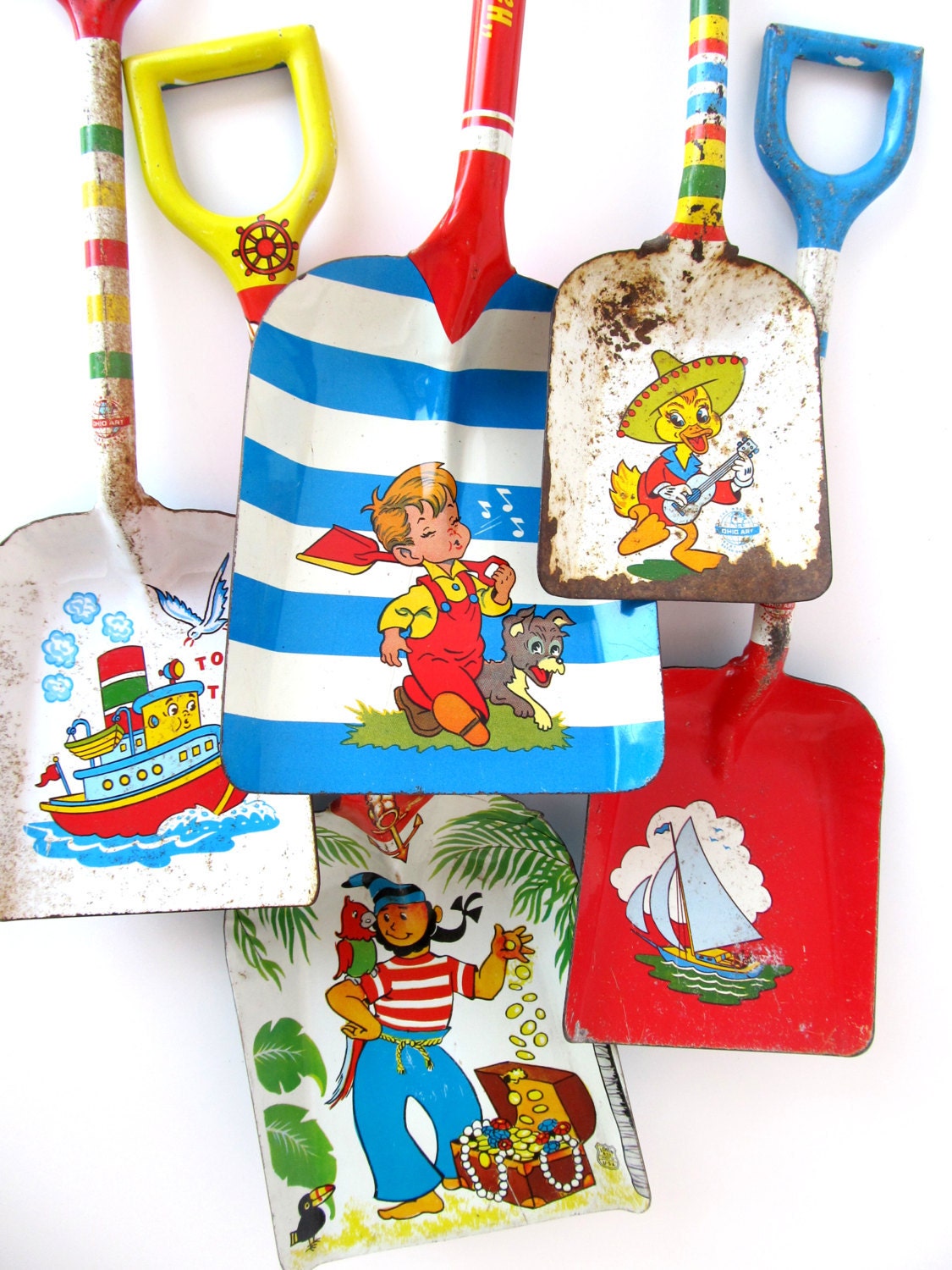 An Instant Collection of TIN SHOVELS - Set of 5