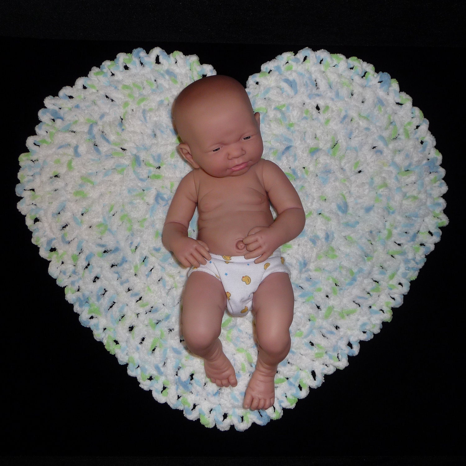 HEART BABY BLANKET Blue Green White Newborn Infant Photography Prop Heart-Shaped Crochet Boutique Handmade Baby Shower Twins Boy Girl Afghan