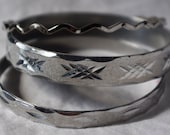 Mid Century Aluminum Etched Silver Bangle Bracelets, Set of 3