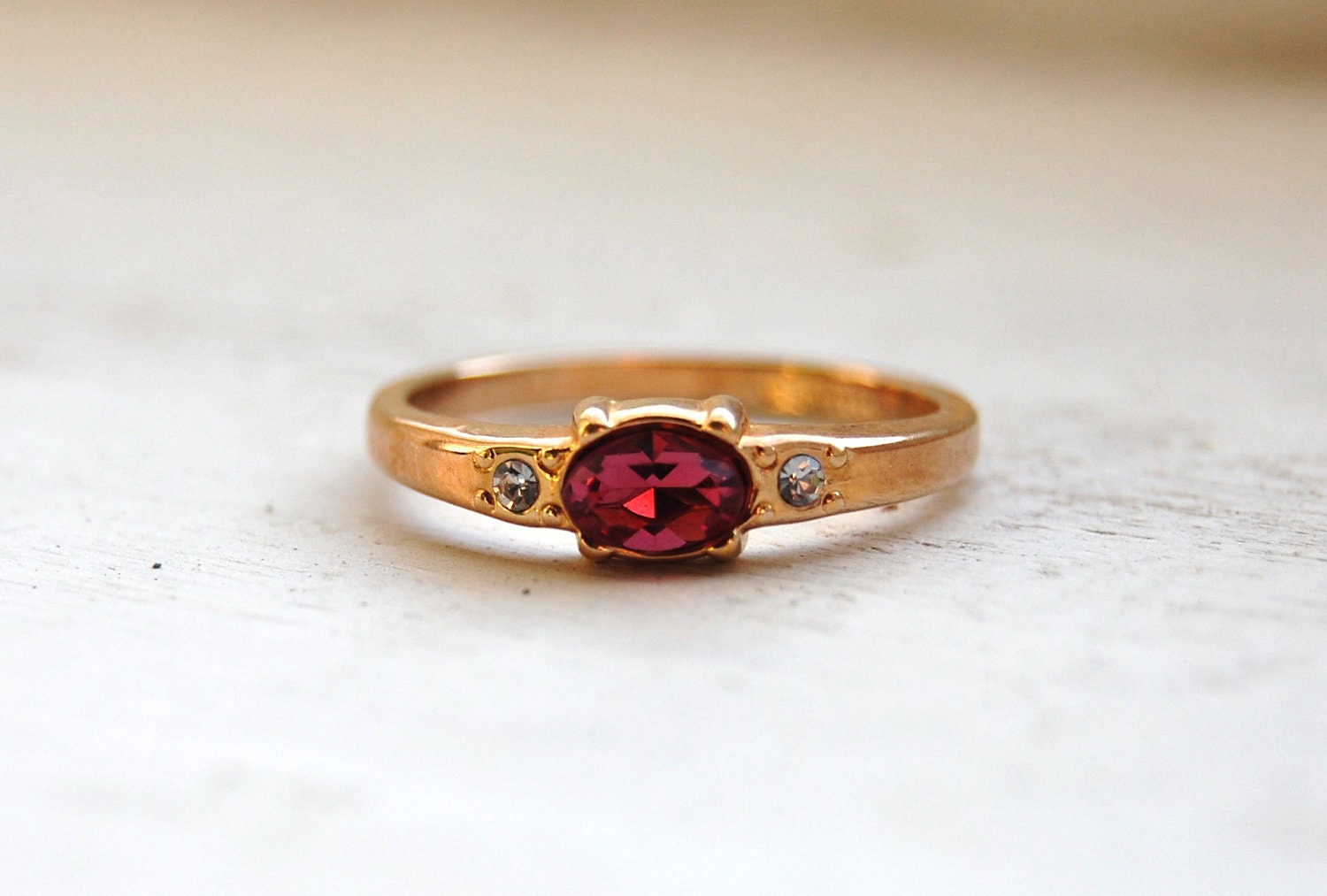 Vintage 1984 AVON Simulated Pink Diamond Ring