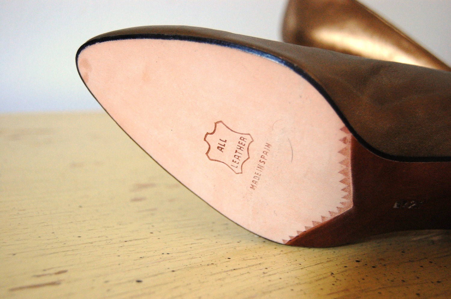 Vintage 1980s PRIVATE COLLECTION Copper Cone Heel Shoes Size 5