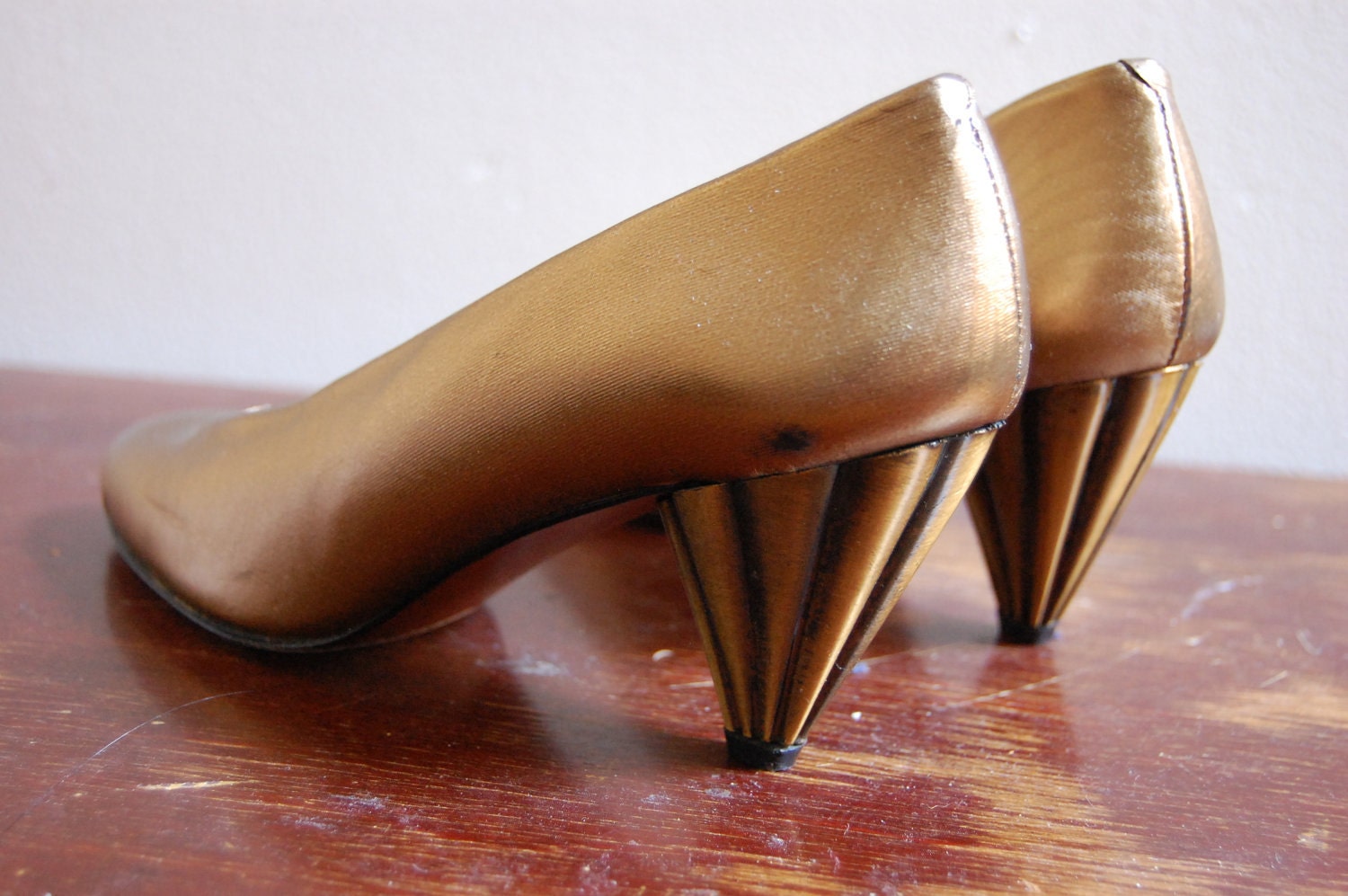 Vintage 1980s PRIVATE COLLECTION Copper Cone Heel Shoes Size 5