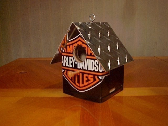 License Plate Birdhouse