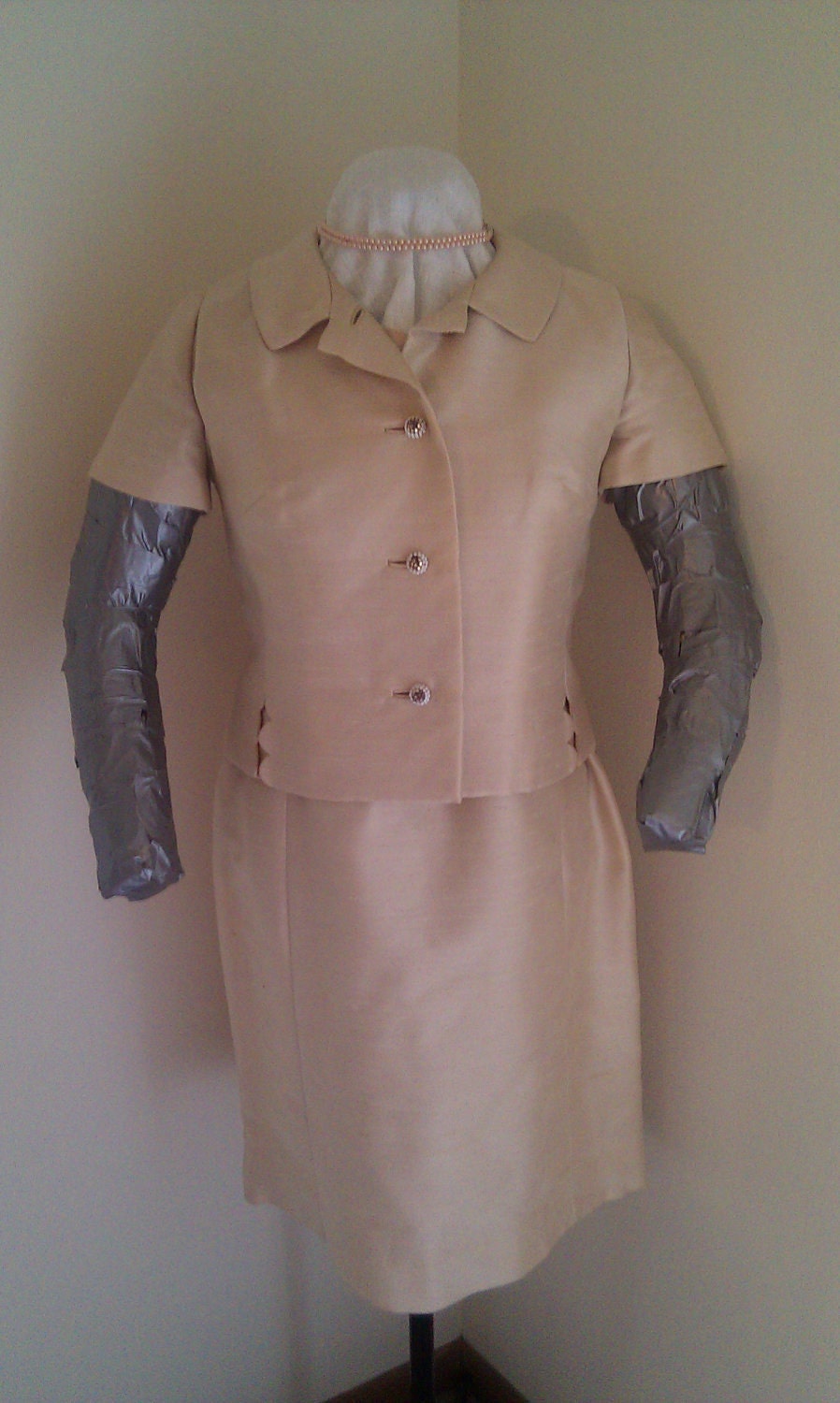 SALE   Vintage Ruth McCulloch 1960's 2 Piece Dress Suit Butter Cream M - Ready To Go