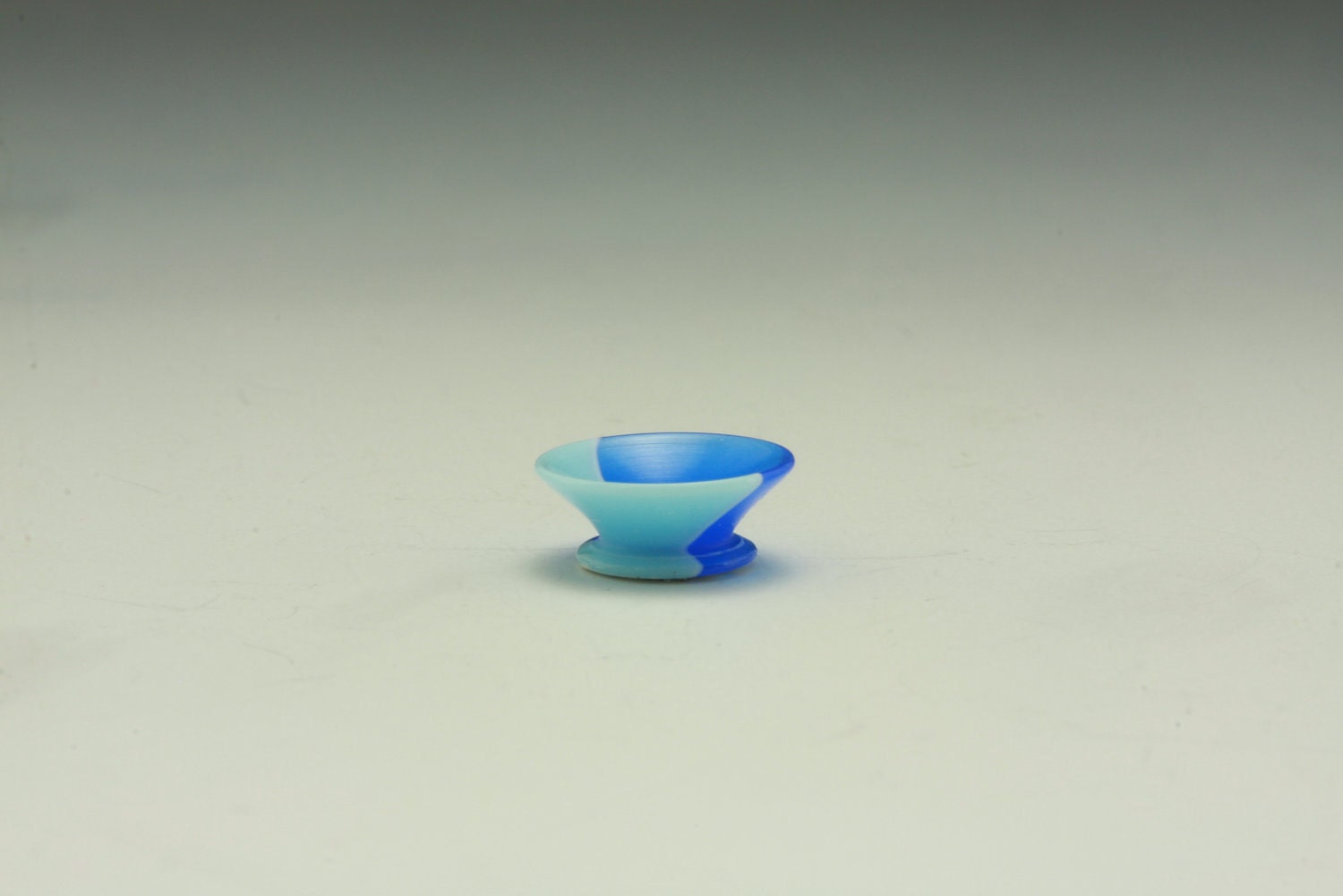 1/4" to 1/2" Scale Miniature Dollhouse Blue/Blue Vase