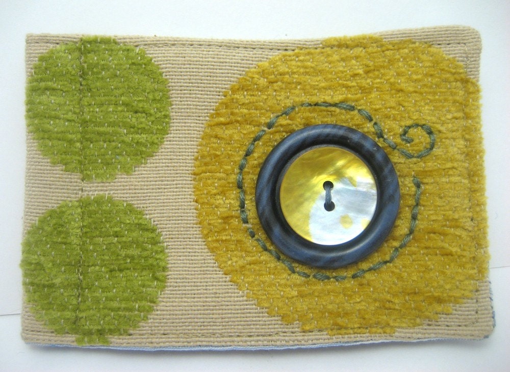 Embellished Needle Case - Curly Q
