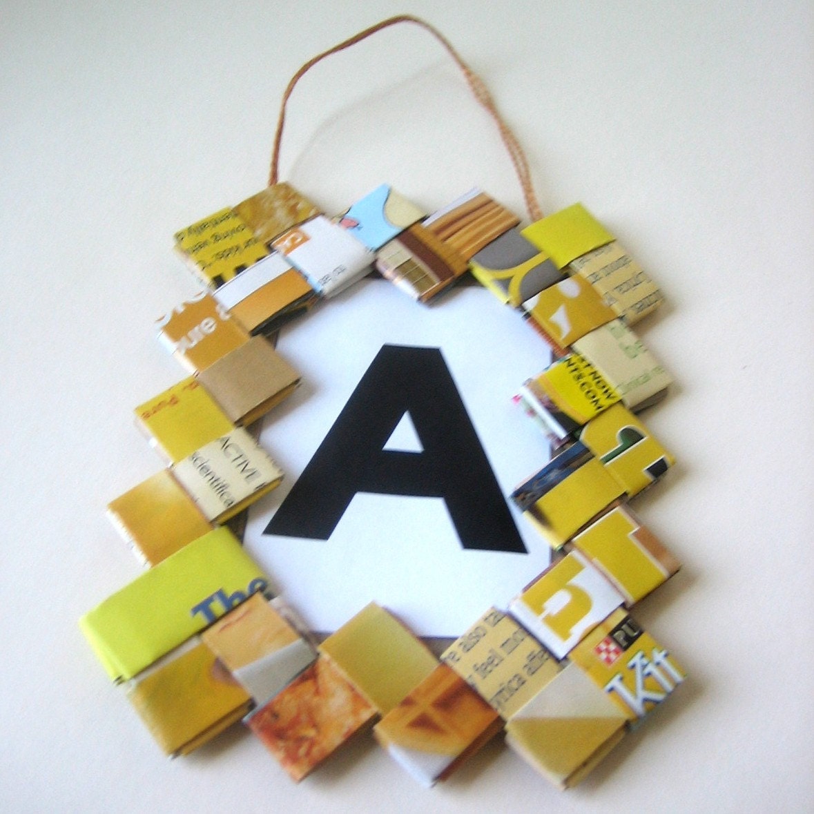 Eco Chic Paper Frame - Available in Blue, Green, Yellow, Pink, Red or Black & White
