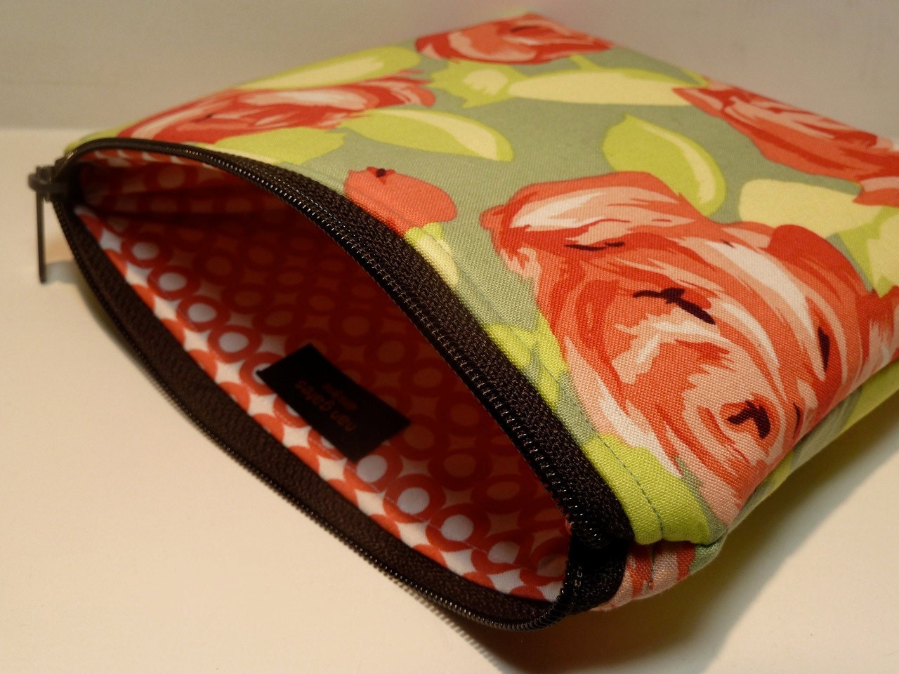Tangerine Floral Makeup Bag/Zippered Pouch Padded Flat-bottomed