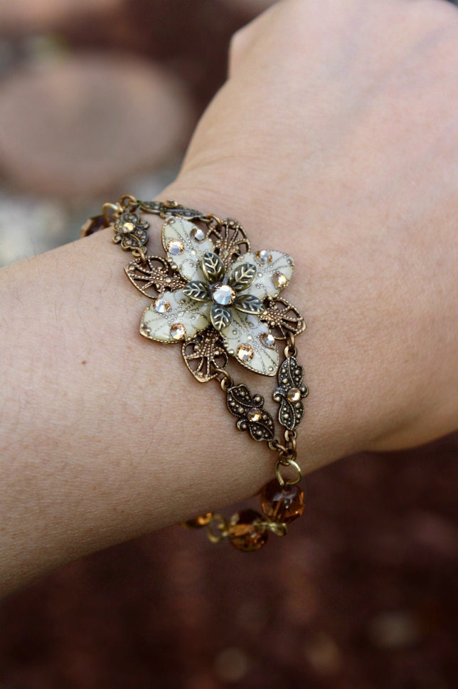 Ivory flower bracelet - weddings jewelry bridal jewelry ivory flower everyday wear jewelry