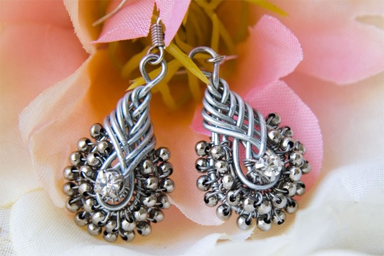 DIY Jewelry Pattern - PIPA Earrings, Wired Chinese Knot Jewelry Tutorial, DCH002, The Love Knot