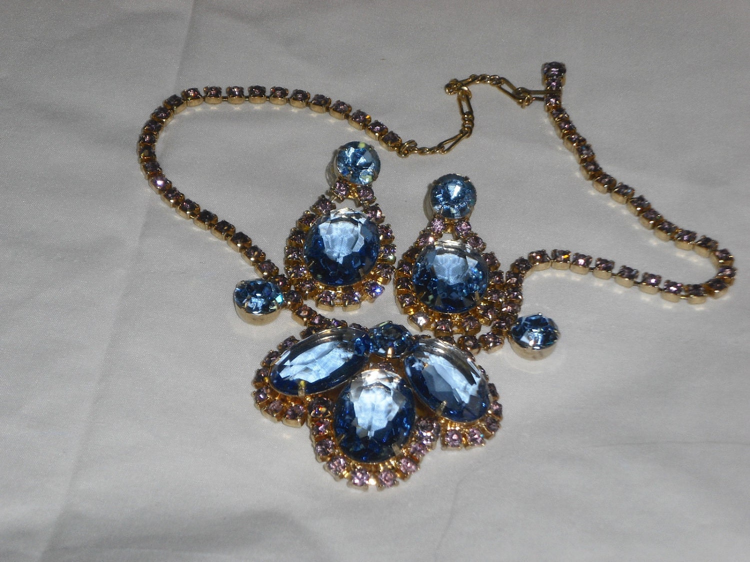 1950s Vintage Statement Necklace & Matching Earrings Baby Blue and Pink Rhinestones - badgirlvintage
