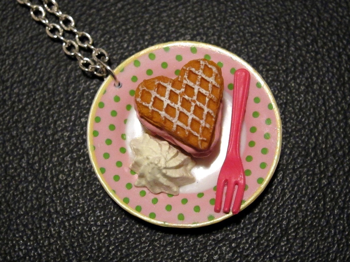 Waffle Necklace