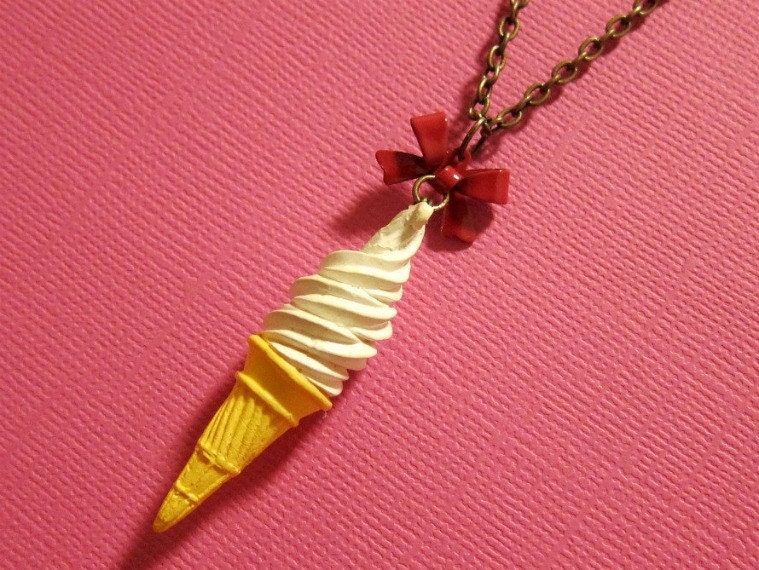 Vanilla Icecream Cone Necklace