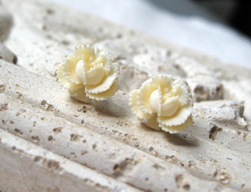 Cream Rose Earrings, Cream Flower Earrings, Bridal Earrings, Bridesmaid Gift