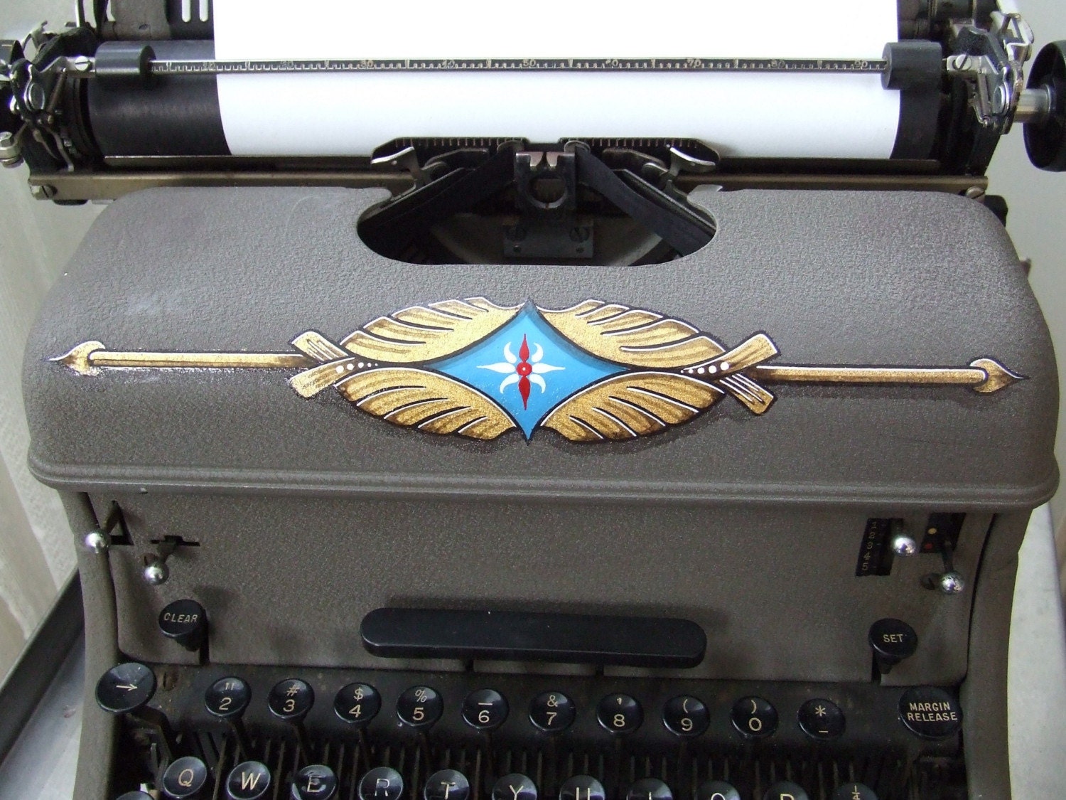 SUPERMAN TYPEWRITER 1940's Manual Typewriter Steel Grey