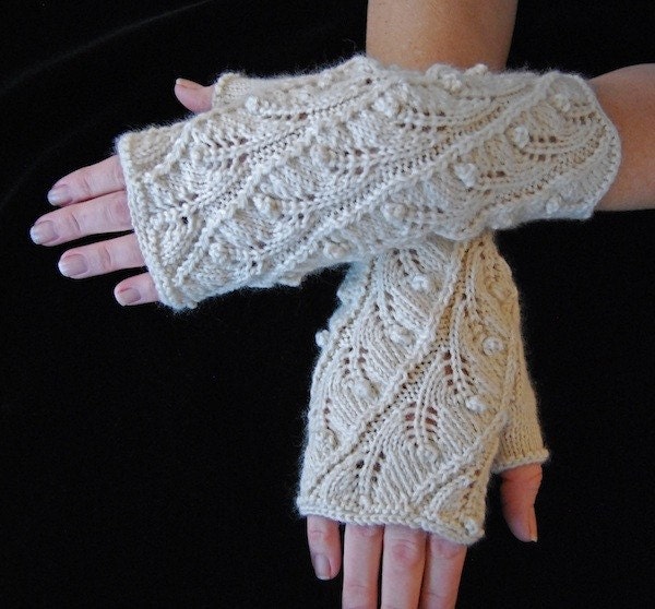 Knitting Pattern PDF Fingerless Gloves "Fern Spiral"